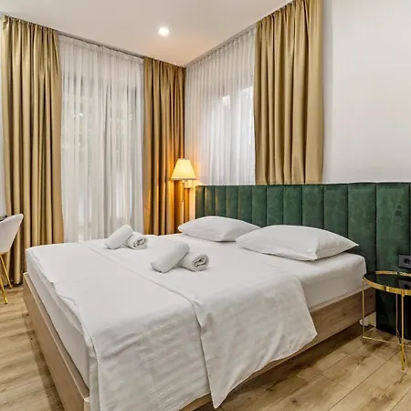 National Szálloda 3*